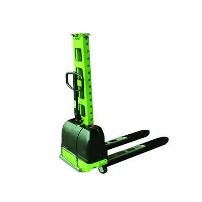 Stivuitor semi -electric în aer liber